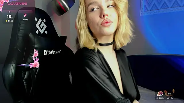 Anna Robinson online show from 03.17.25
