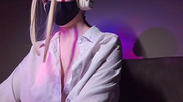 DanaWard online show from 03.15.26