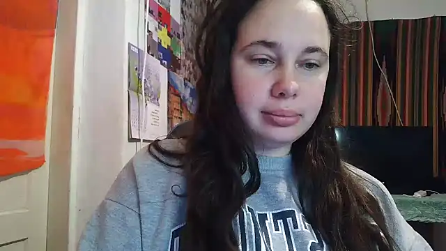 Cora Maro online show from 10.23.25