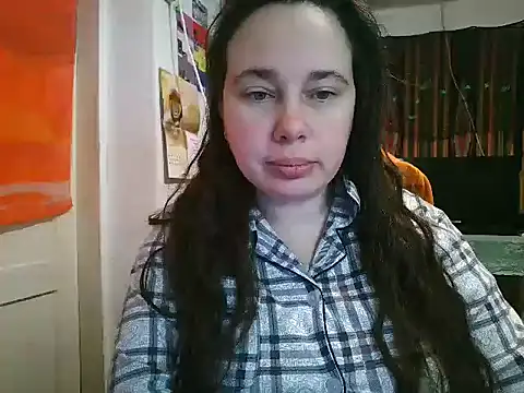 Cora Maro online show from 11.06.25