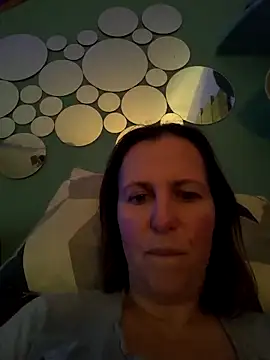 Snapshot of Angelacoquine chatting on 12.09.24 Angelacoquine online show from 12.09.24