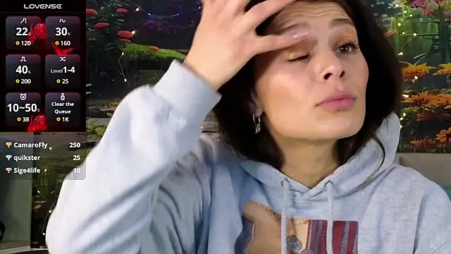 MadameDeFeu online show from 12.12.24