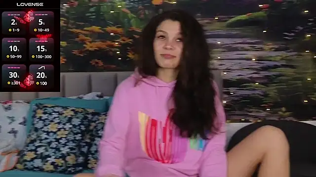 MadameDeFeu online show from 12.23.24