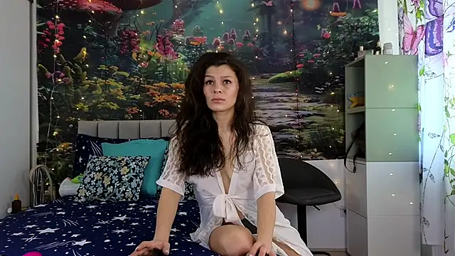 MadameDeFeu online show from 01.09.25