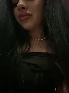 Snapshot of Ameliablack_1 chatting on 12.22.24 Ameliablack 1 online show from 12.22.24