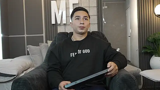 Ryan Hunt online show from 03.13.25