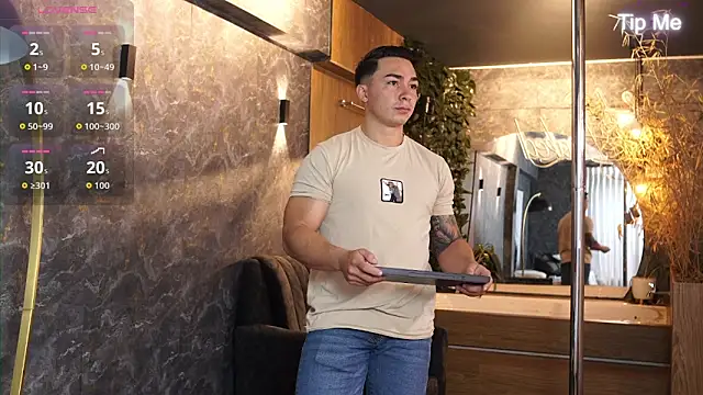 Ryan Hunt online show from 12.05.25