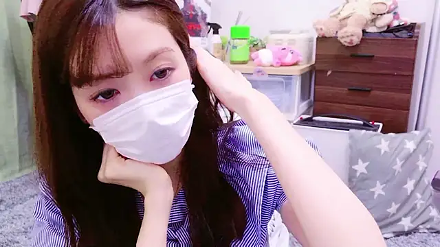 Snapshot of oxo_yuna_oxo chatting on 09.09.25 oxo yuna oxo online show from 09.09.25