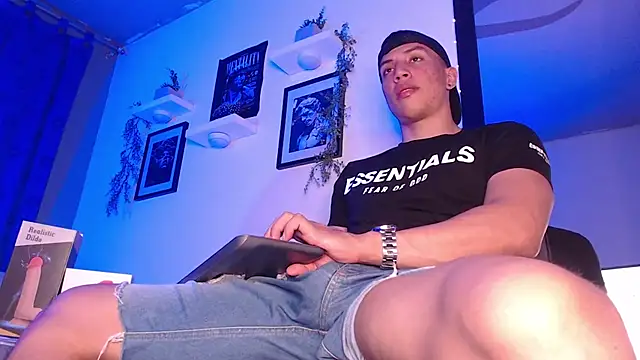 ThomsEvery  online show from 12.27.24