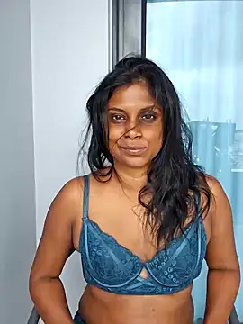 Snapshot of Sensual_indian7 chatting on 02.05.25 Sensual indian7 online show from 02.05.25
