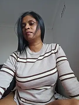 Snapshot of Sensual_indian7 chatting on 07.21.26 Sensual indian7 online show from 07.21.26
