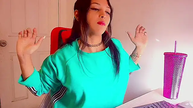 MOMMYJEVAA online show from 05.13.26