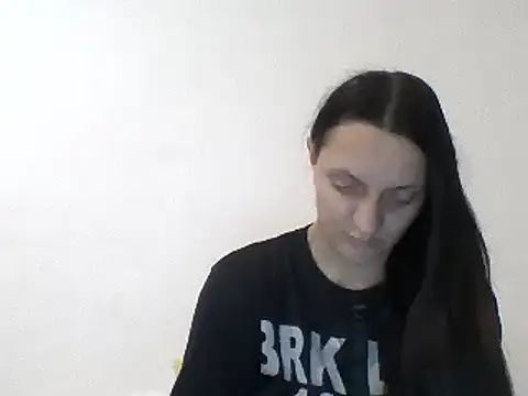 Snapshot of Vimed19 chatting on 12.18.24 Vimed19 online show from 12.18.24