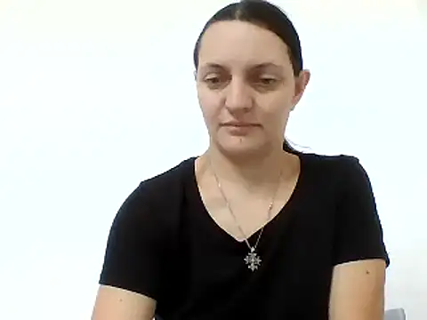 Snapshot of Vimed19 chatting on 02.16.25 Vimed19 online show from 02.16.25