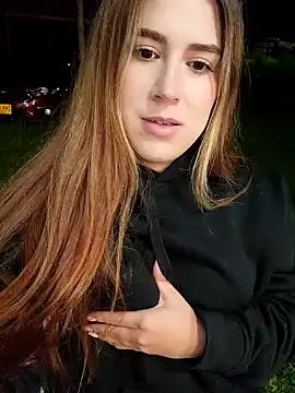 Jimena White  online show from 10.11.25