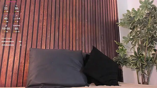 Jennmiiller  online show from 01.31.25