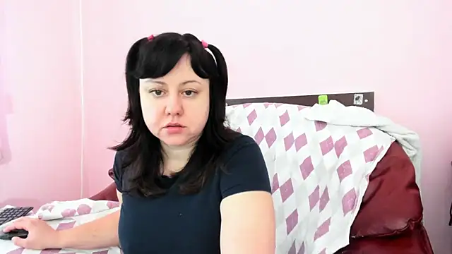 HotSweetAngel online show from 12.20.25