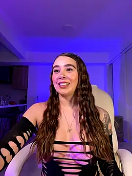 Lanataylor- online show from 09.14.25