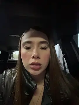 Lanataylor- online show from 04.05.26