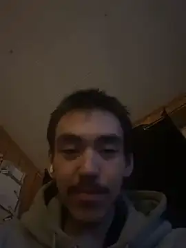 Snapshot of johnnyyyahh chatting on 12.28.24 johnnyyyahh online show from 12.28.24