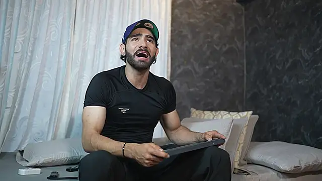 Austin bolt online show from 12.24.24