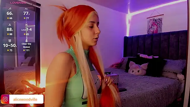 Snapshot of Alice_woodville chatting on 02.27.25 Alice woodville online show from 02.27.25