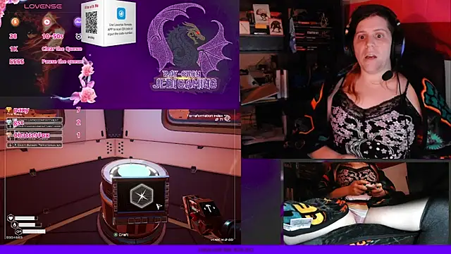 Snapshot of Rae-Suon chatting on 01.02.25 Rae-Suon online show from 01.02.25