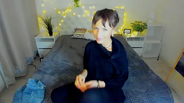 Elizabe th online show from 01.21.25