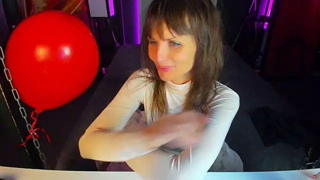 Elizabe th online show from 02.14.25