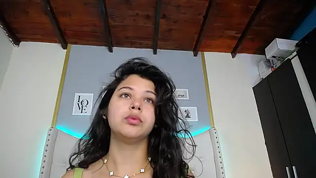 Snapshot of dante_ferraraa chatting on 02.04.26 dante ferraraa online show from 02.04.26