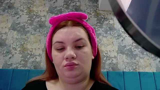 Snapshot of MelanieBrownn chatting on 01.06.25 MelanieBrownn online show from 01.06.25