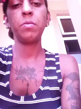 Snapshot of Temptressqeen chatting on 02.04.26 Temptressqeen online show from 02.04.26