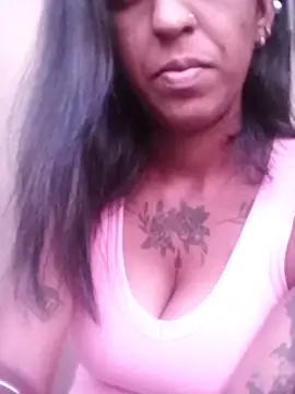 Snapshot of Temptressqeen chatting on 02.06.26 Temptressqeen online show from 02.06.26