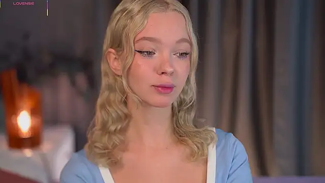  AlinaBailey online show from 10.15.25