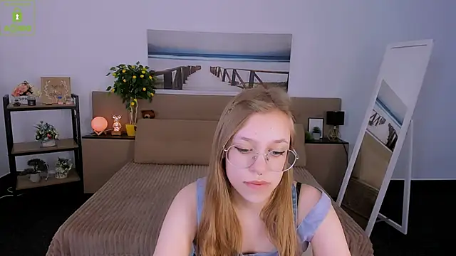 LayriantaVee online show from 03.05.25