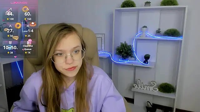 LayriantaVee online show from 03.31.26