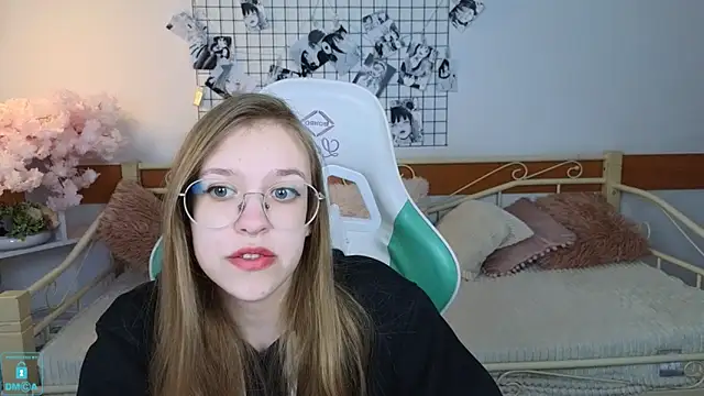 LayriantaVee online show from 04.12.26