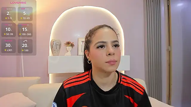 Sensual Sophie  online show from 03.26.26