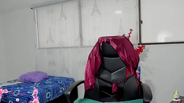 Danniela rivera online show from 12.05.25