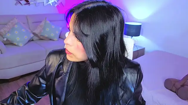 Eliie Ruizz online show from 04.09.26