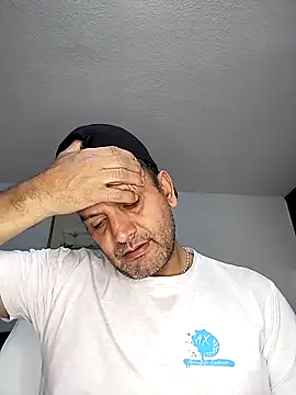 RogueTraveler online show from 10.31.25