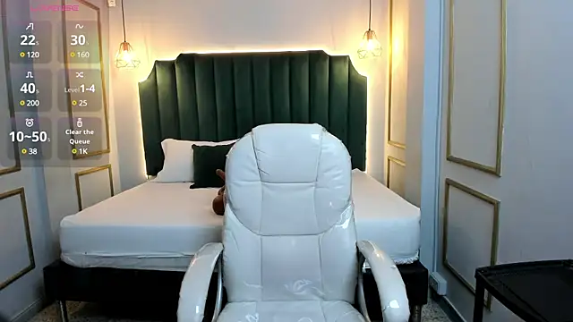 HannaPaola online show from 01.14.25