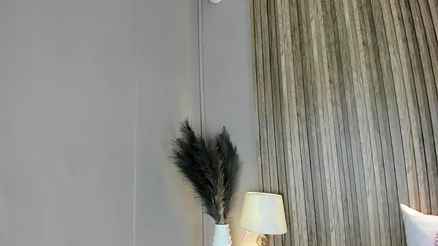 Snapshot of HannaPaola chatting on 02.23.26 HannaPaola online show from 02.23.26