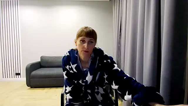 Daniella Lorente online show from 12.06.24