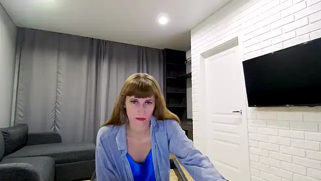 Daniella Lorente online show from 10.13.25