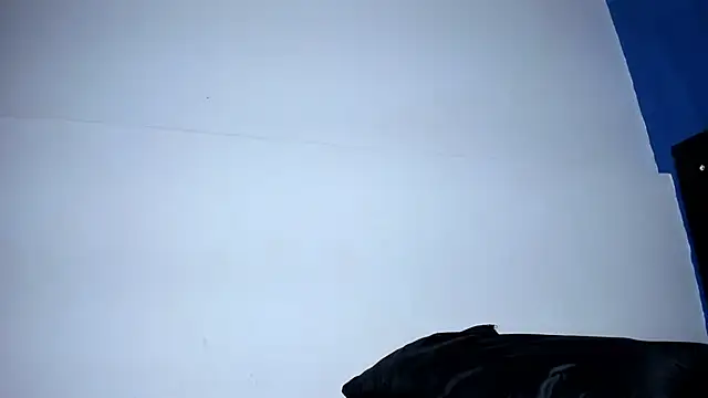 skinnycollins1 online show from 11.11.25