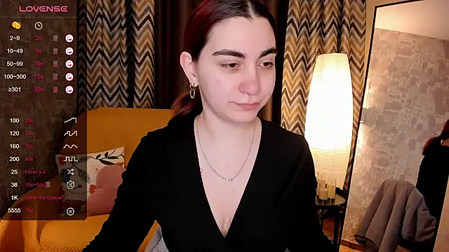 hannacheekss  online show from 03.03.26