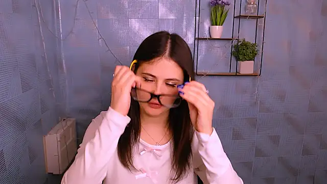 AliceSexyyy  online show from 01.06.25