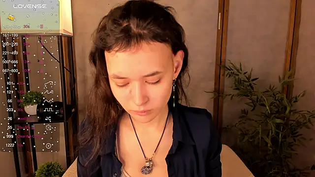 Emily Strikeee online show from 10.25.25