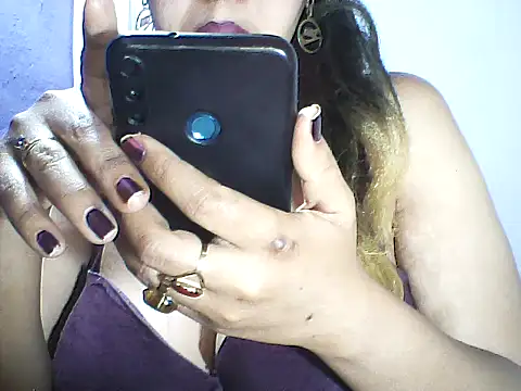 Snapshot of layanah12 chatting on 10.12.25 layanah12 online show from 10.12.25